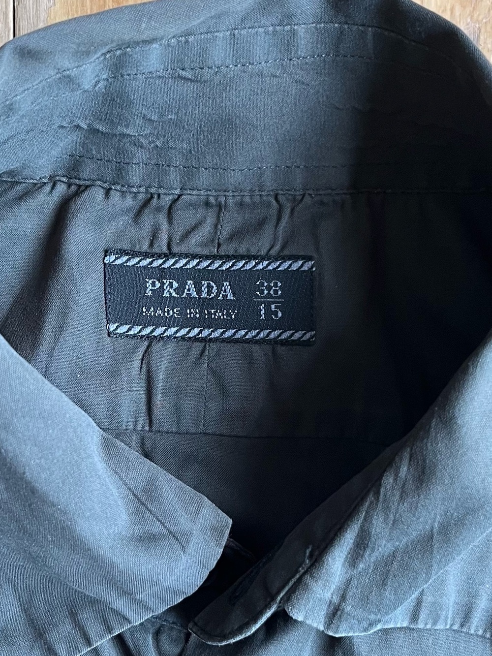 Prada Gray/Dark Olive Luxury Button-Up Dress Shirt Made in Italy Size 38/15 - Picture 2 of 6